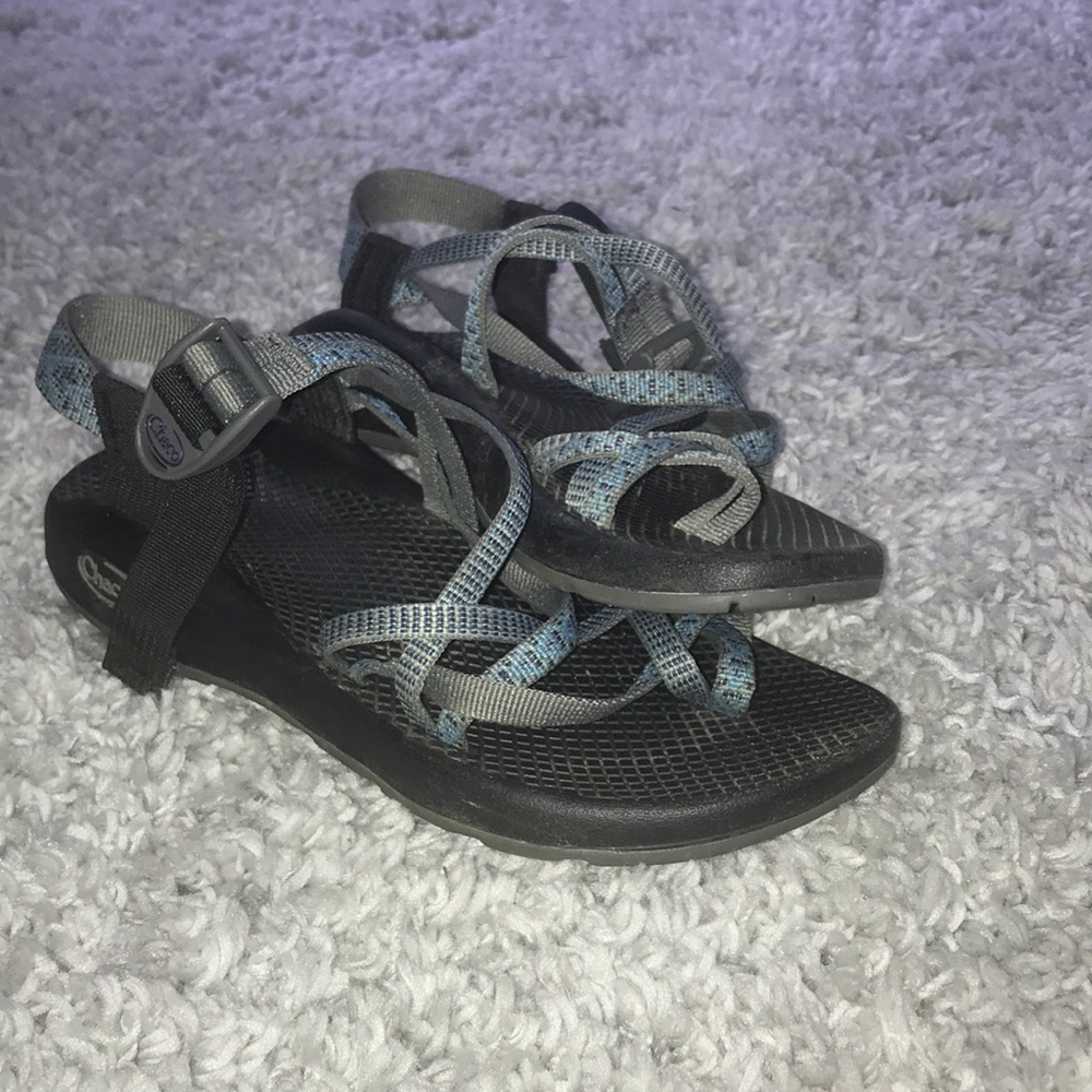 Blue patterned chaco’s